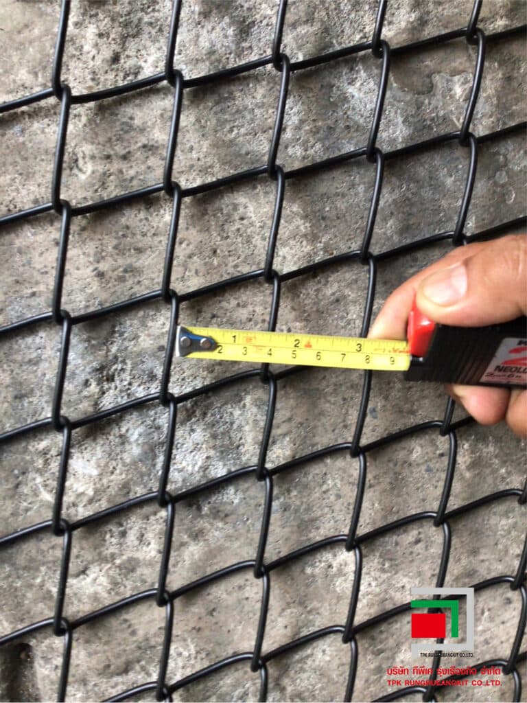 วัดขนาดตาข่ายถัก เคลือบ pvc สีดำ